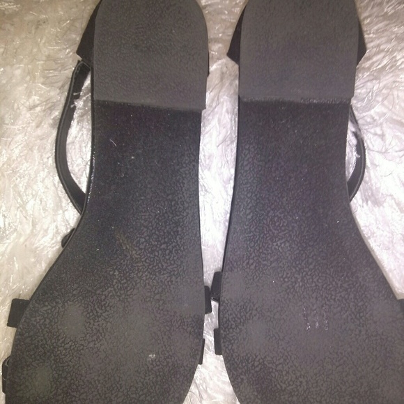 JUSTFAB Sandals - Picture 3 of 3